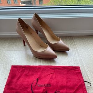 Christian Louboutin Nude Pumps